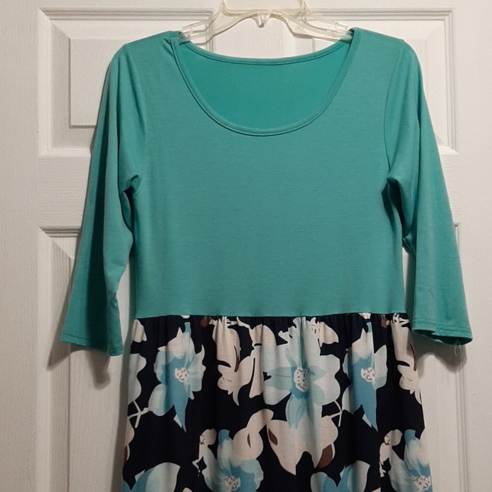 Printed 3/4 Sleeve Maxi Dress